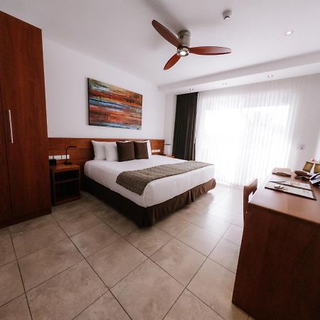 Hotel Cucuve Пуерто Айора Екстериор снимка