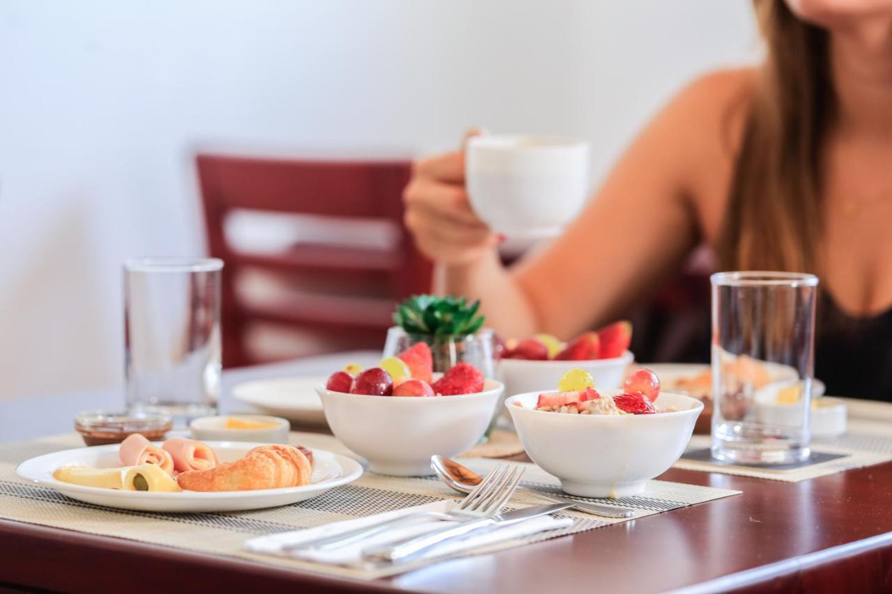 Hotel Cucuve Пуерто Айора Екстериор снимка