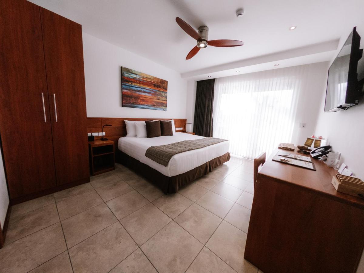 Hotel Cucuve Пуерто Айора Екстериор снимка