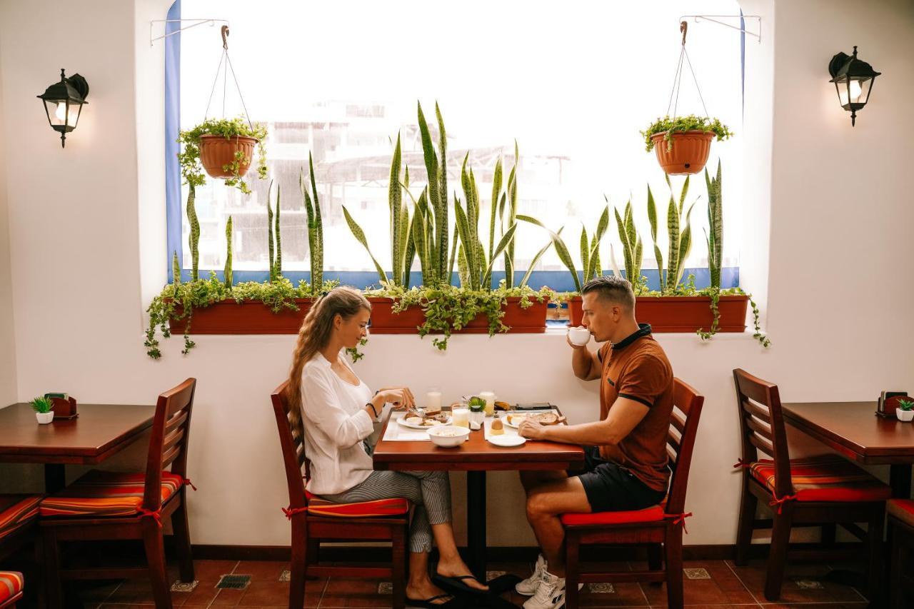 Hotel Cucuve Пуерто Айора Екстериор снимка